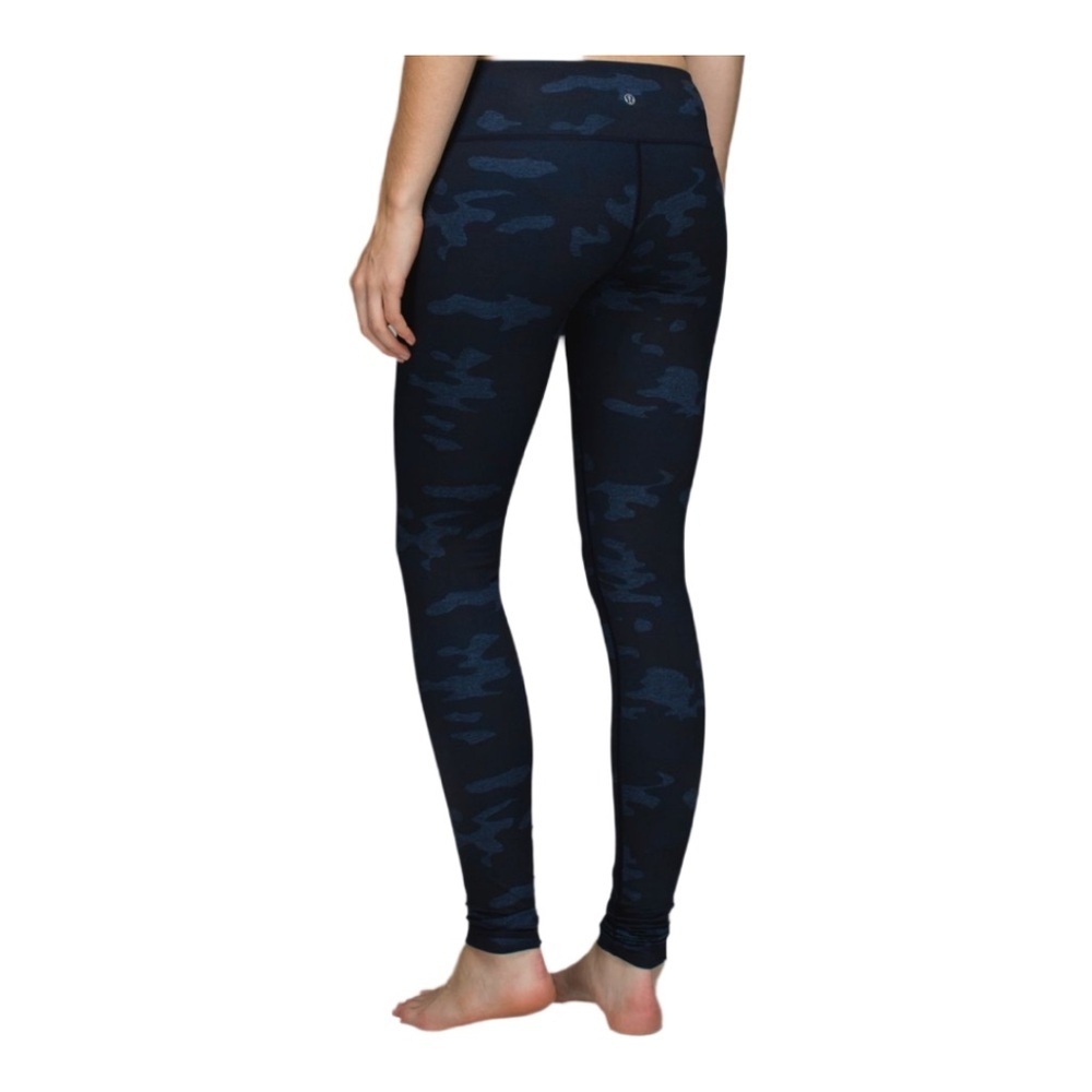 Lululemon Wunder Under Camouflage Leggings small medium Size 6
